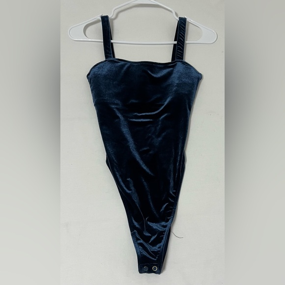 Good American Velour Velvet Bodysuit Navy Size 4 Snap Closure - Picture 2 of 10